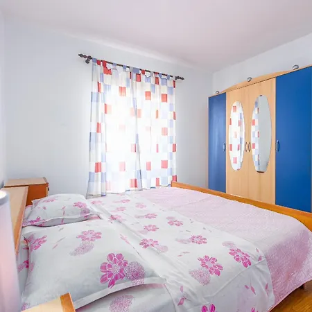 House Anica Бибинье