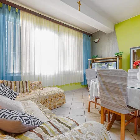 House Anica Apartment