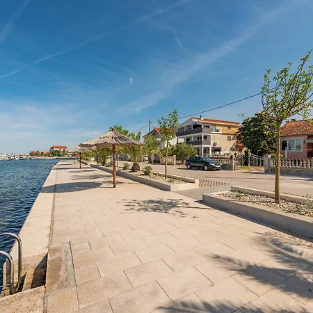 House Anica Apartman