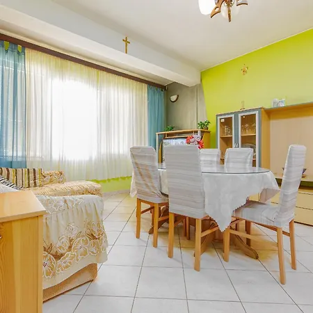 Apartman House Anica
