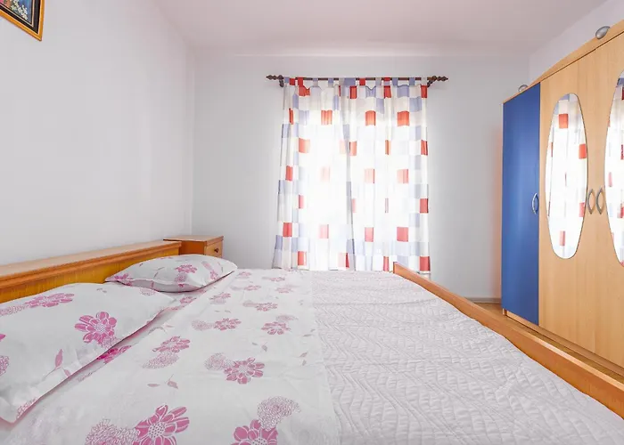 House Anica